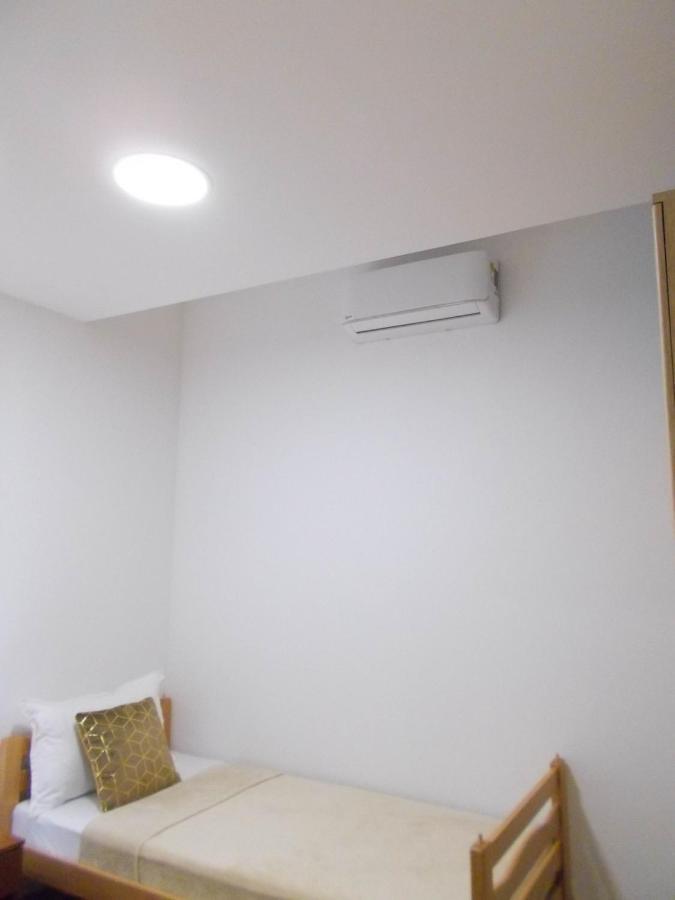 Kovac Riverfront Apartments โมสตาร์ ภายนอก รูปภาพ