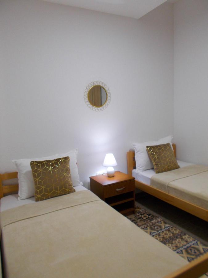 Kovac Riverfront Apartments โมสตาร์ ภายนอก รูปภาพ